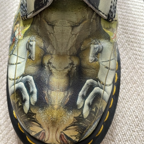 1460s Pascal Dr. Martens Rare St. George and the Dragon EUC - Picture 8 of 8